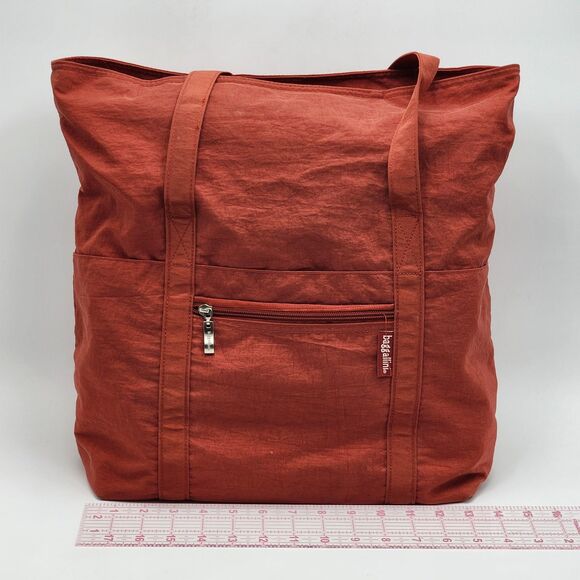 Baggallini VTG Carryall Expandable Large Lightweight Luggage Tote Bag - Picture 13 of 16